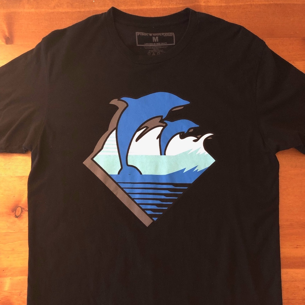 Pink Dolphin Blue Dolphin